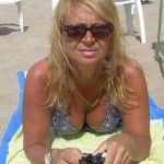 Fabienne 53 ans divorcée et audacieuse de Bandol cherche rencontres charnelles